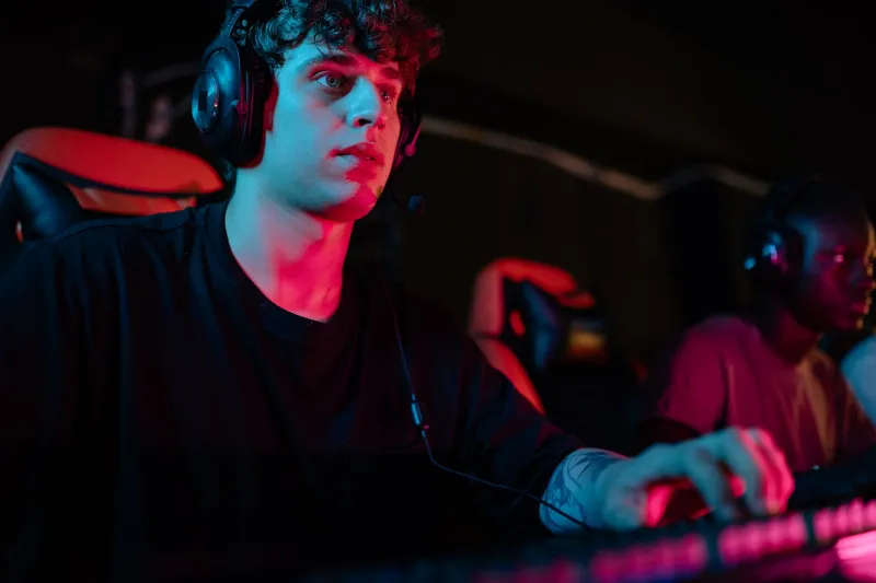 Go Hard, Burn Out: Why the Most Aggressive Players Hit Their Ceiling First